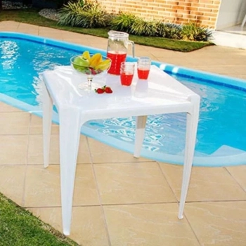 Kit Mesa Quadrada Bela Vista + 4 Cadeiras em Plstico Branca